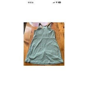 Soma 24/7 V-Neck Sport Dress Skort Racerback Sage Green Women's Size M Comfort
